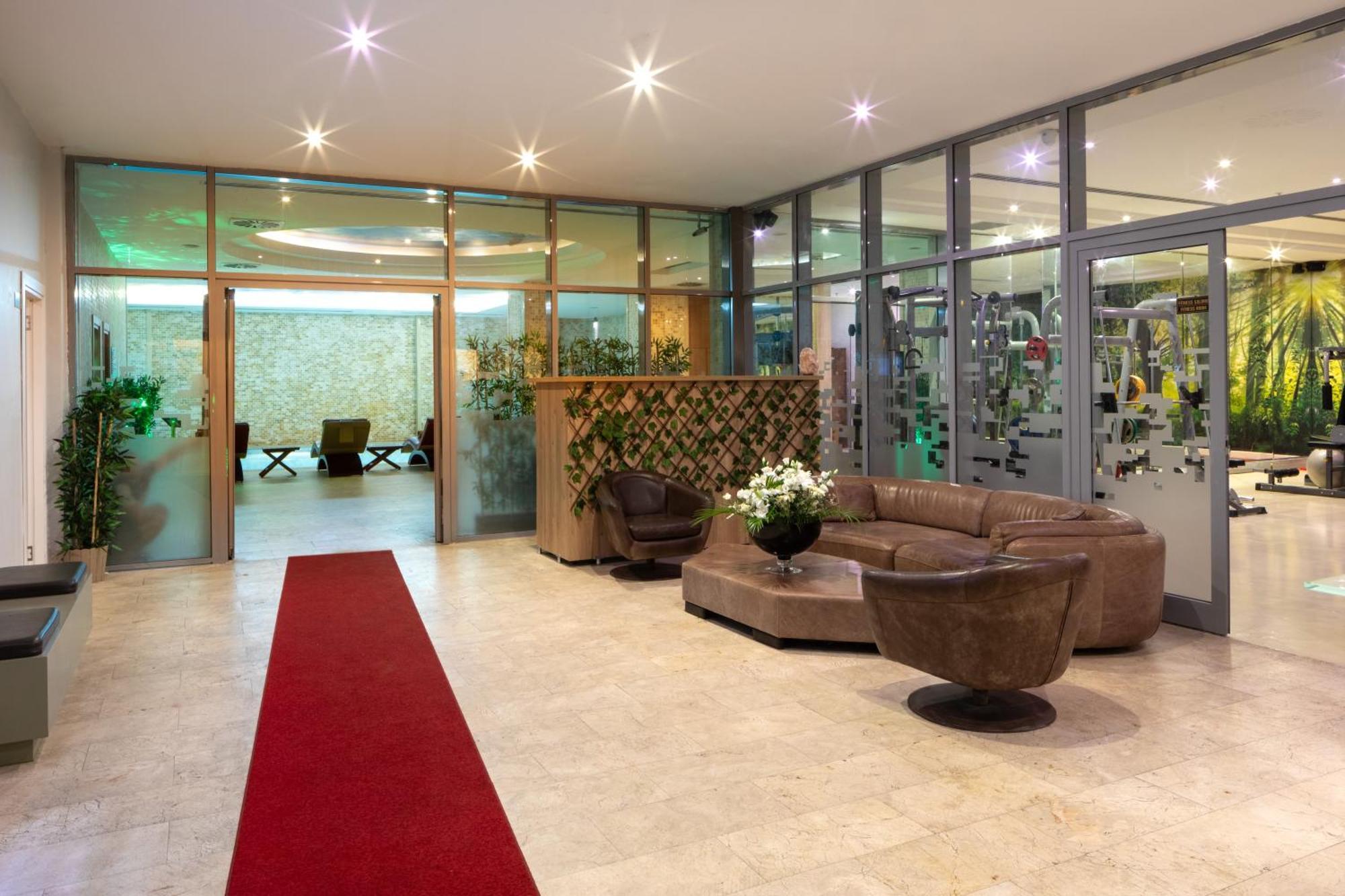 Ramada Plaza by Wyndham Istanbul Atakoy Hotel Bagian luar foto