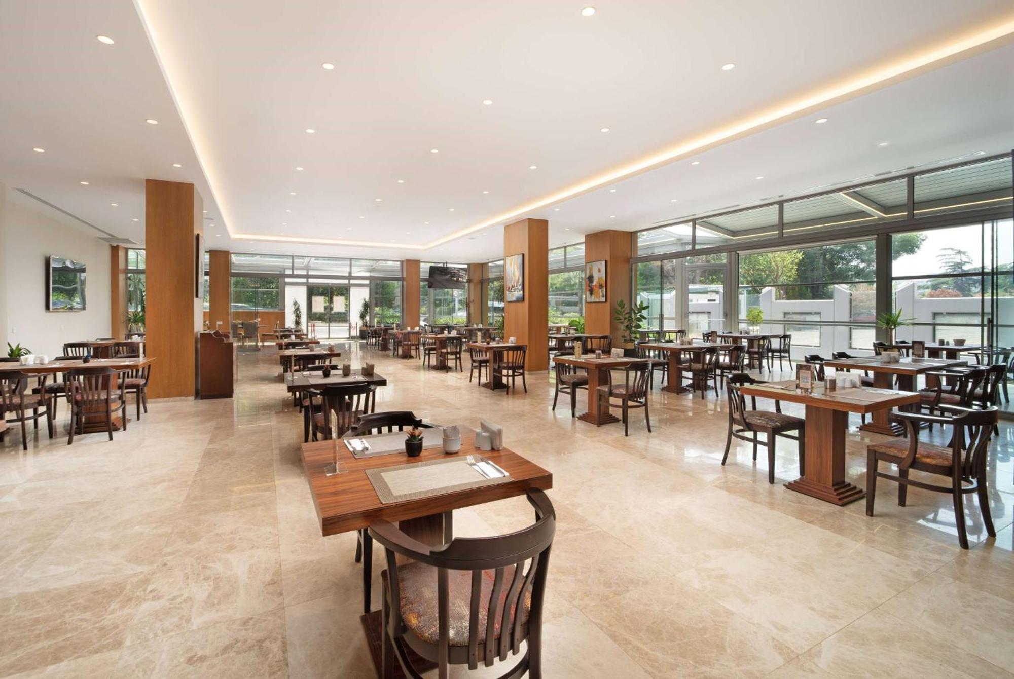 Ramada Plaza by Wyndham Istanbul Atakoy Hotel Bagian luar foto